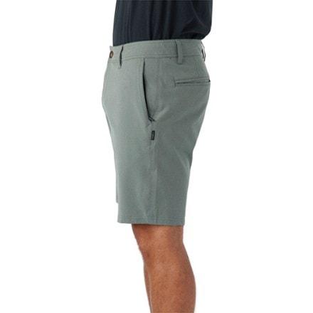 O'Neill Reserve Light Check 19" Hybrid Shorts - Men's 2