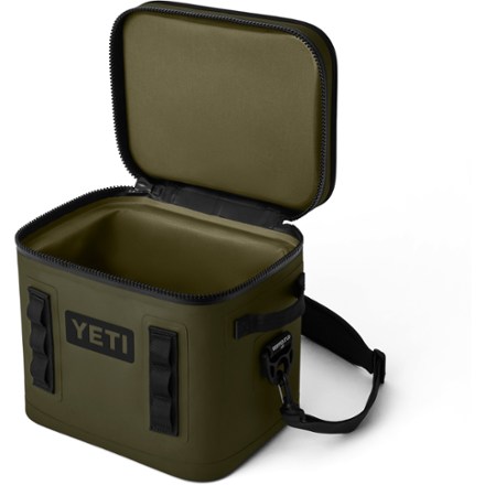 YETI Hopper Flip 12 Soft Cooler 2