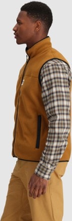 Outdoor Research Tokeland Fleece Vest - Men's 4