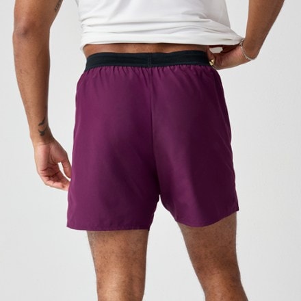 Brooks Dash 6" 2-in-1 Shorts - Men's 1