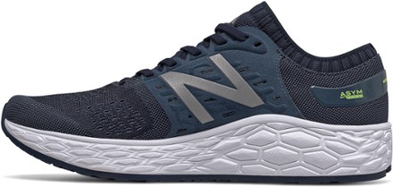 men's new balance vongo v4