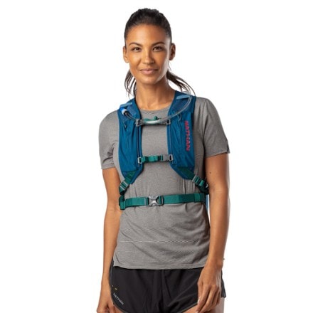 Nathan Crossover 15 Liter Hydration Pack 2