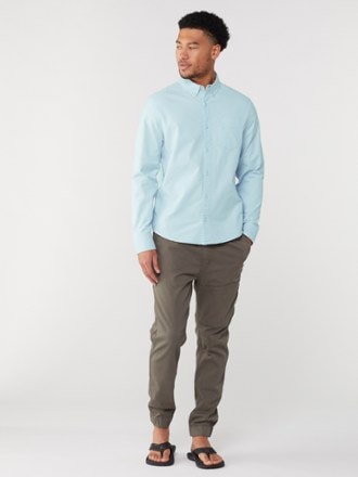 DUER Performance Stretch Button-Down Shirt 3