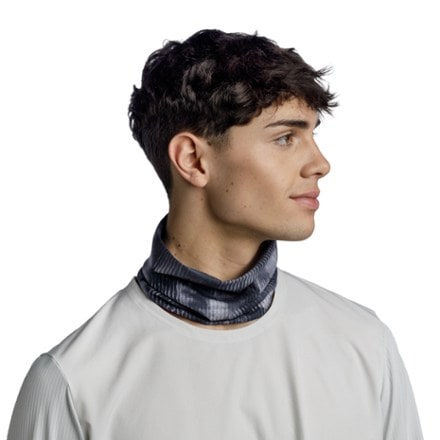 Buff CoolNet UV Half Neckwear 2