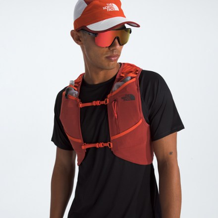 The North Face Sunriser Run Vest 8 Hydration Vest 2