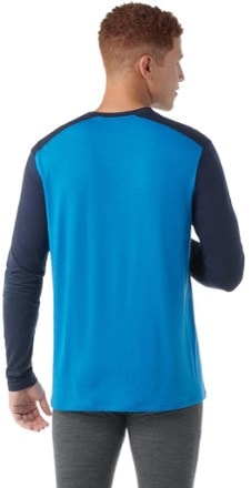 Smartwool Classic All-Season Merino Long-Sleeve Base Layer Top - Men's 2