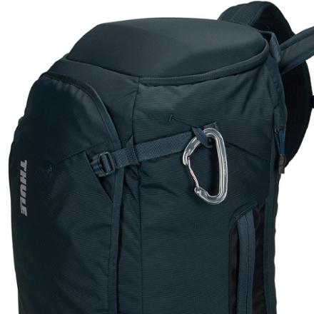 Thule Landmark 40 L Travel Pack Gear loop feature. Carabiner not included.