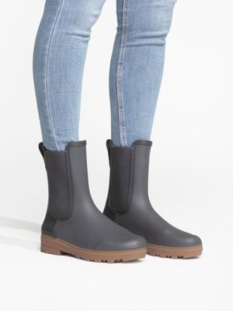 Bogs Holly Tall Chelsea Boots - Women's 1