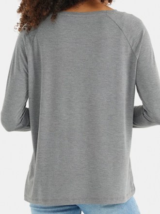 On Body Image of color Heather Navy