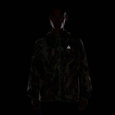 Nike ACG Trail Energy Jacket - Men's 2