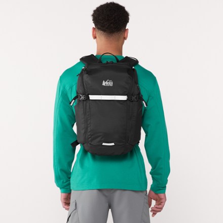 REI Co-op Commuter Pack 8
