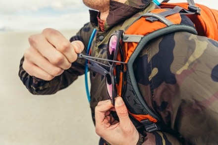 Location Image for Citro 24 H2O Hydration Pack - Men's