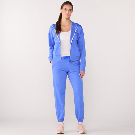 Vuori Halo Modern Sweatpants - Women's 3