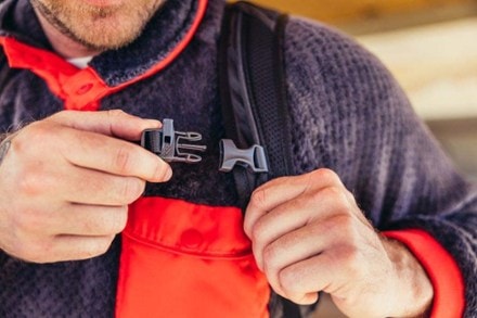 Gregory Nano 16 Pack 9