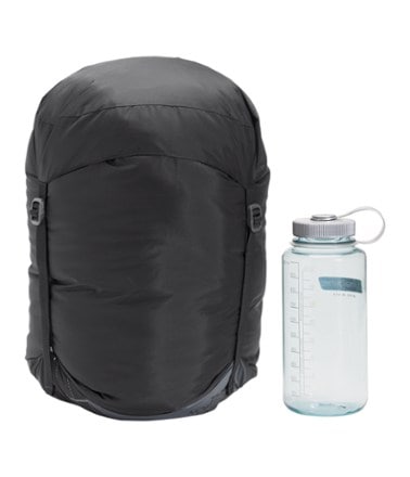 The North Face Cat's Meow 20 Eco Sleeping Bag Water bottle not included