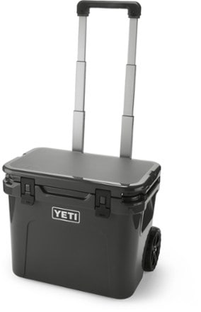 YETI Roadie 32 Wheeled Cooler 0