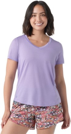 Smartwool Active Ultralite V-Neck T-Shirt - Women's 1