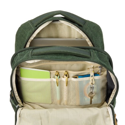 The North Face Jester Pro Pack 4