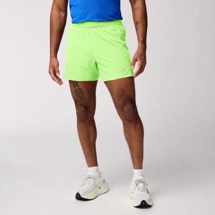 Brooks Journey 5" Shorts - Men's 1