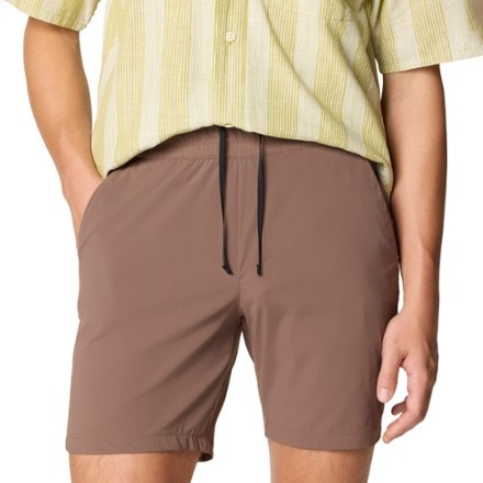 Mountain Hardwear Dynama Shorts - Men's 4