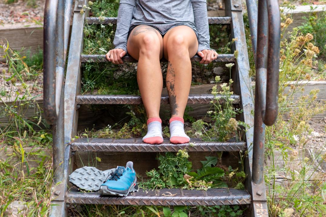 Location Image for Run No-Show Tab Ultralightweight Cushion Socks - Women's