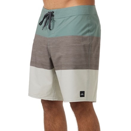 O'Neill Hyperfreak Heat Block 19" Board Shorts - Men's 2