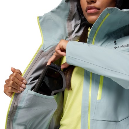 Columbia Platinum Peak II 3L Shell Jacket - Women's 8