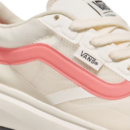 Vans UltraRange 2.0 RapiWeld Sneakers - Women's 5