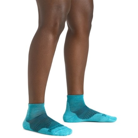 Darn Tough Element Quarter Lightweight Running Socks - Women's 1
