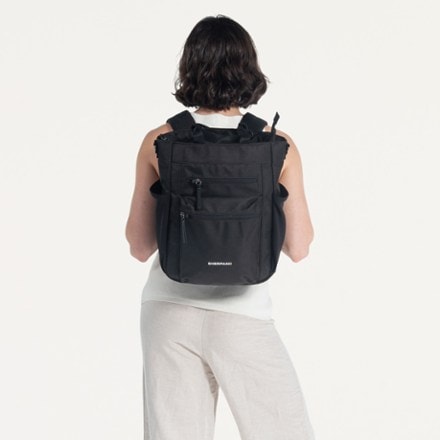 Sherpani Soleil Anti-Theft Convertible Pack - Women's 4