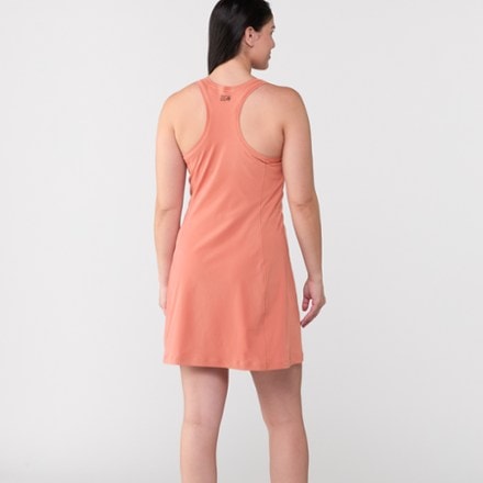 Mountain Hardwear Mountain Stretch Dress 2