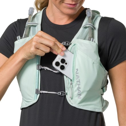 Nathan Pinnacle Breeze 4 L Hydration Vest - Women's 5