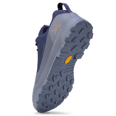 Arc'teryx Konseal GTX Approach Shoes - Women's 5