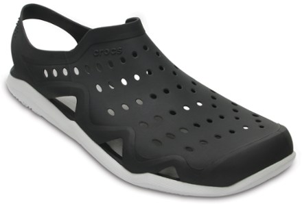 crocs swiftwater sandal mens