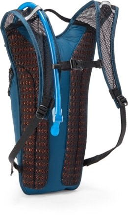 CamelBak Classic Light Hydration Pack 1