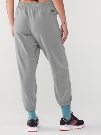 REI Co-op Active Pursuits Midweight Joggers 4