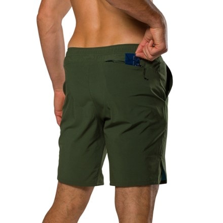 Nathan Essential Unlined 9" Shorts - Men's 4