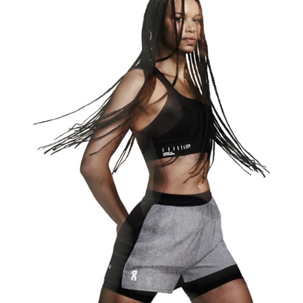 On Performance Shorts Lumos 3" - Women's 4
