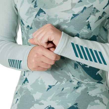 Helly Hansen LIFA Merino Midweight Graphic Crew Base Layer - Women's 5