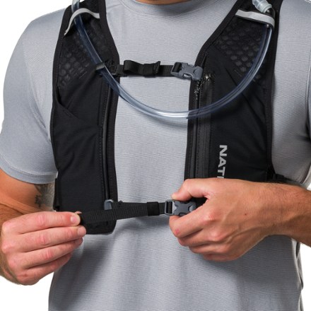 Nathan QuickStart 3.0 6 L Hydration Vest 6