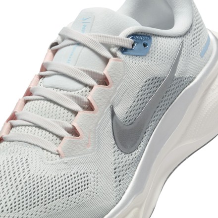 Nike Pegasus 41 Road-Running Shoes - Women's 6