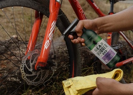 Gear Hugger Heavy-Duty Degreaser 1
