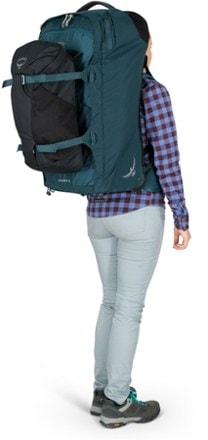 Osprey Fairview 65 Wheeled Travel Pack - Women's 3