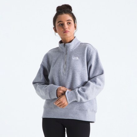 The North Face Evolution Quarter-Zip Pullover - Women's 1