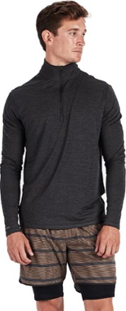 vuori zion half zip