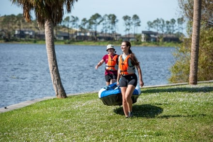 TAHE Breeze LP+ 2 Inflatable Kayak with Paddles 5