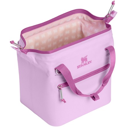 Stanley The All Day Julienne Mini Cooler - 10 Cans/7.4 Qts. 2