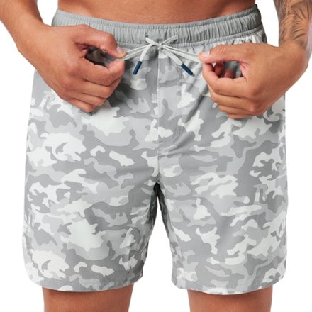 Nathan Printed Essential 7" Shorts 2.0 - Men's 4