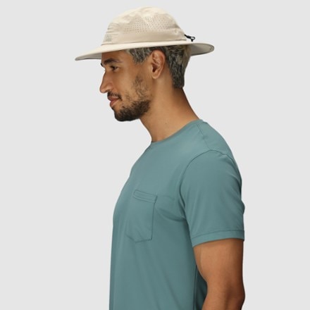 Outdoor Research Swift Lite Brimmer Hat 3