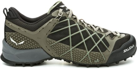 salewa hiking shoes